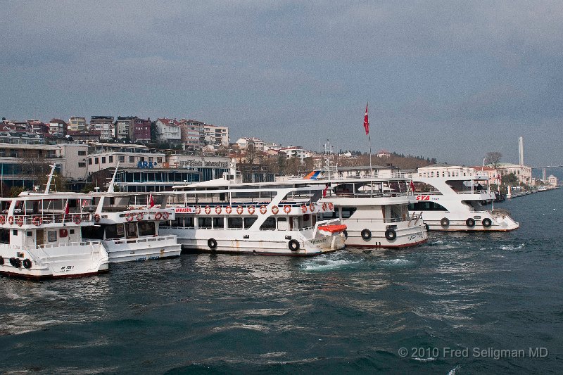 20100403_160405 D300.jpg - Besiktas Ferry Terminal